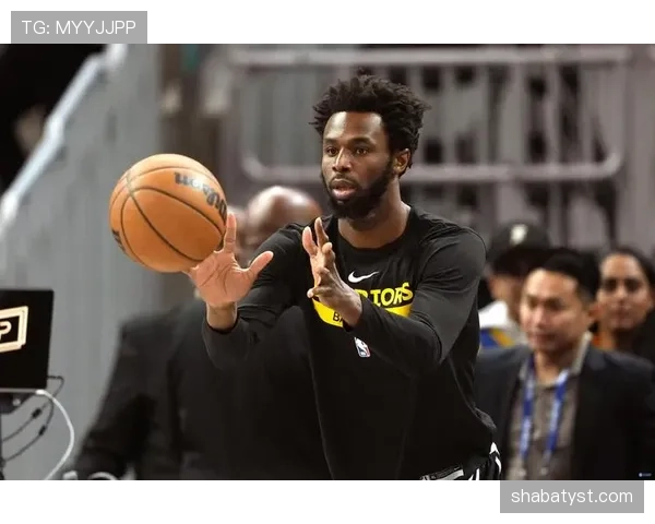 威金斯高效突破制造得分差异，成为勇士关键锋线得分手